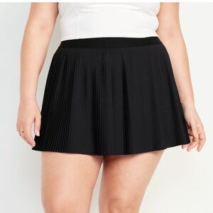 NWT Old Navy Micro pleated skort